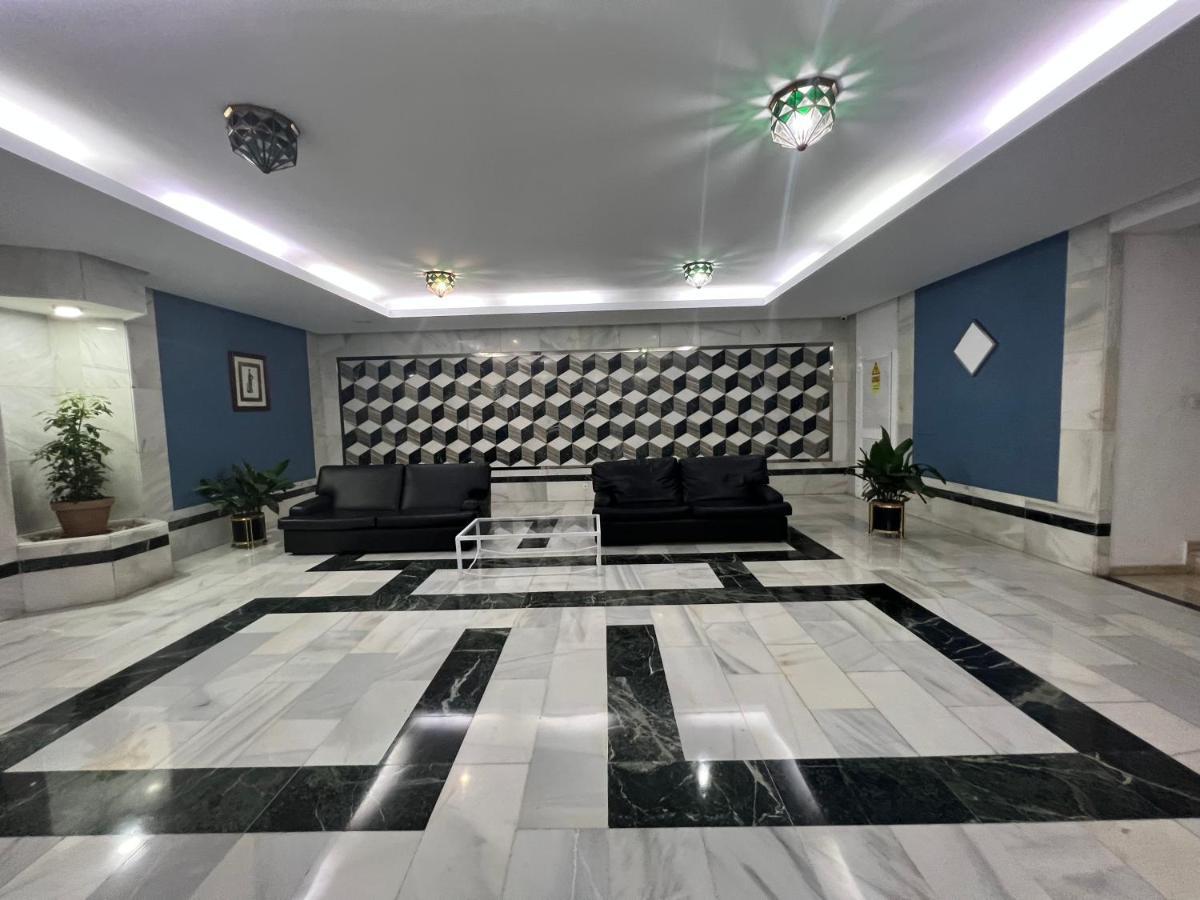 Apartamento Tropical Con Piscina Cerca De La Playa Torremolinos Buitenkant foto