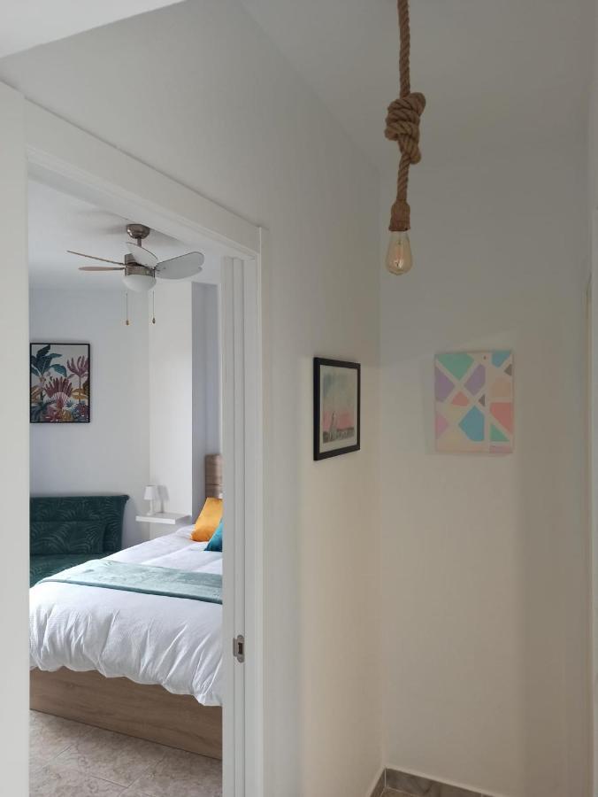 Apartamento Tropical Con Piscina Cerca De La Playa Torremolinos Buitenkant foto