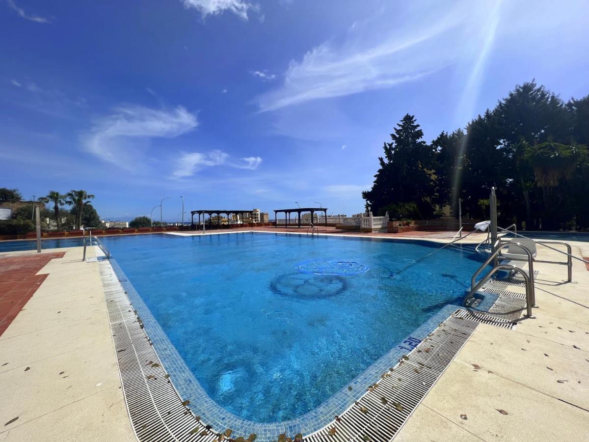 Apartamento Tropical Con Piscina Cerca De La Playa Torremolinos Buitenkant foto
